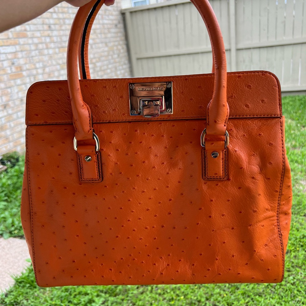 Authentic Michael Kors Handbag - image 6